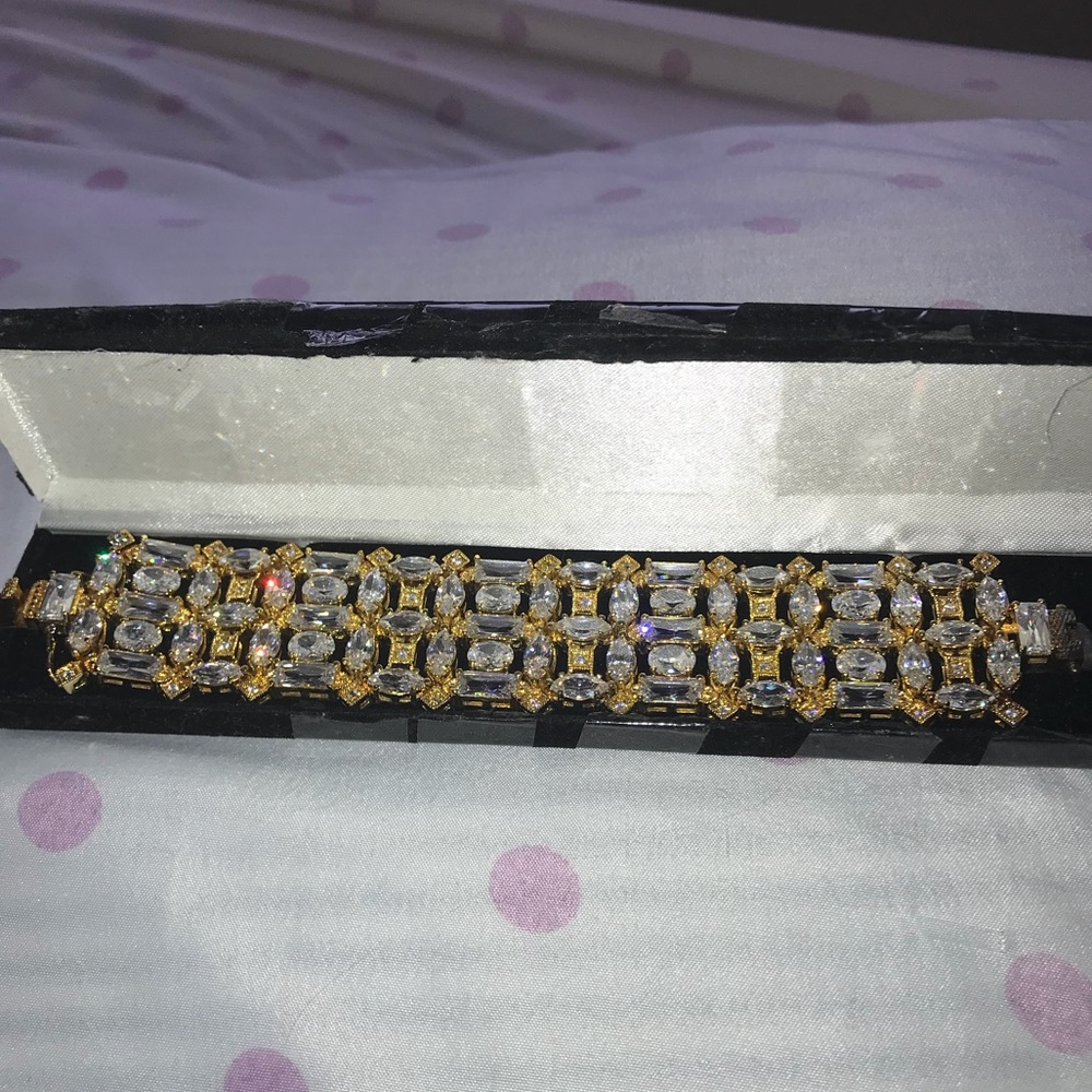 Bracelet